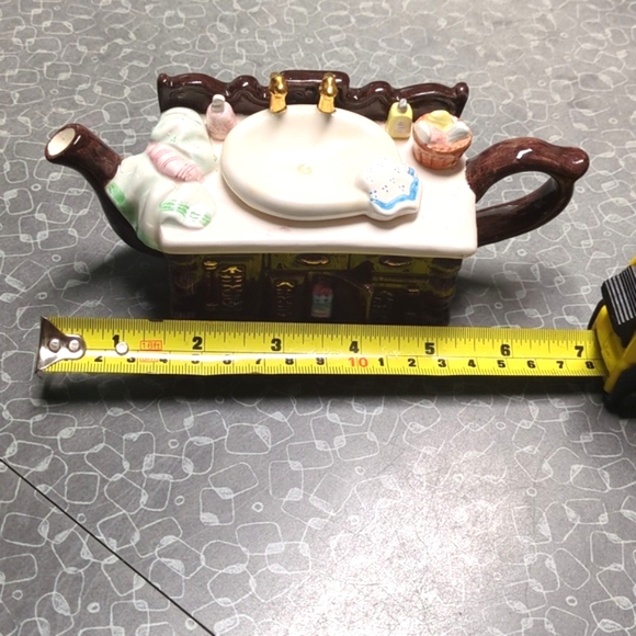 Tea-Nee Miniature Teapot - Picture 5 of 7